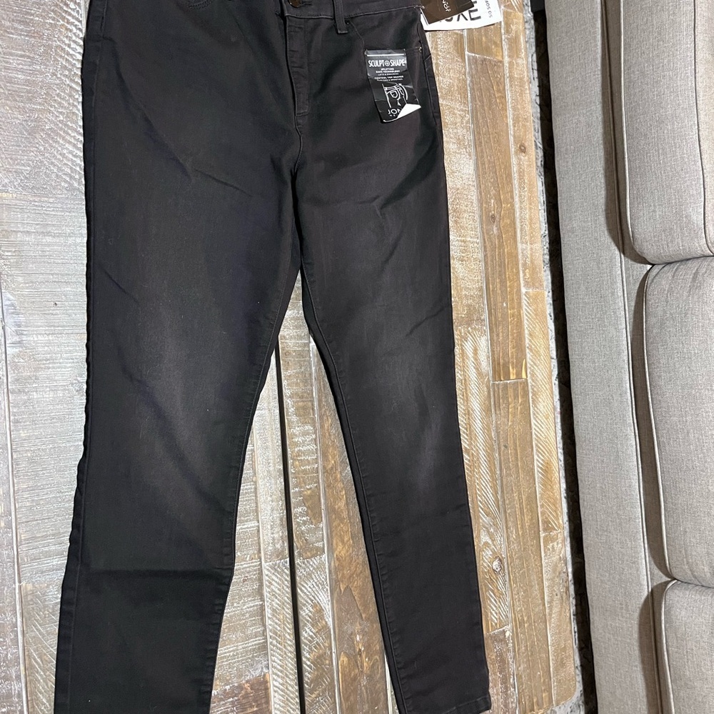 Black Straight-Leg‎ Pants
